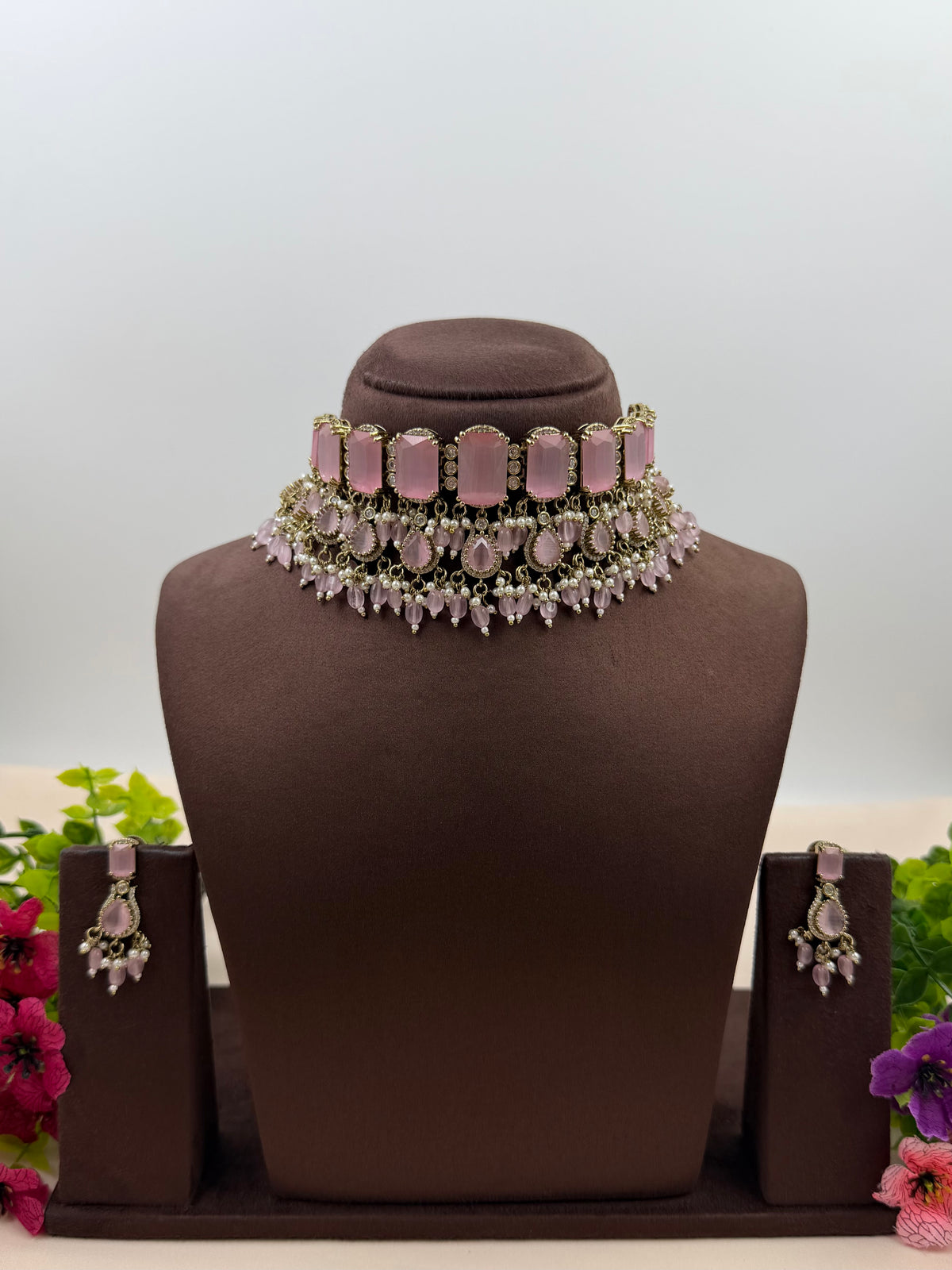 Rashi Victorian Choker Necklace Set