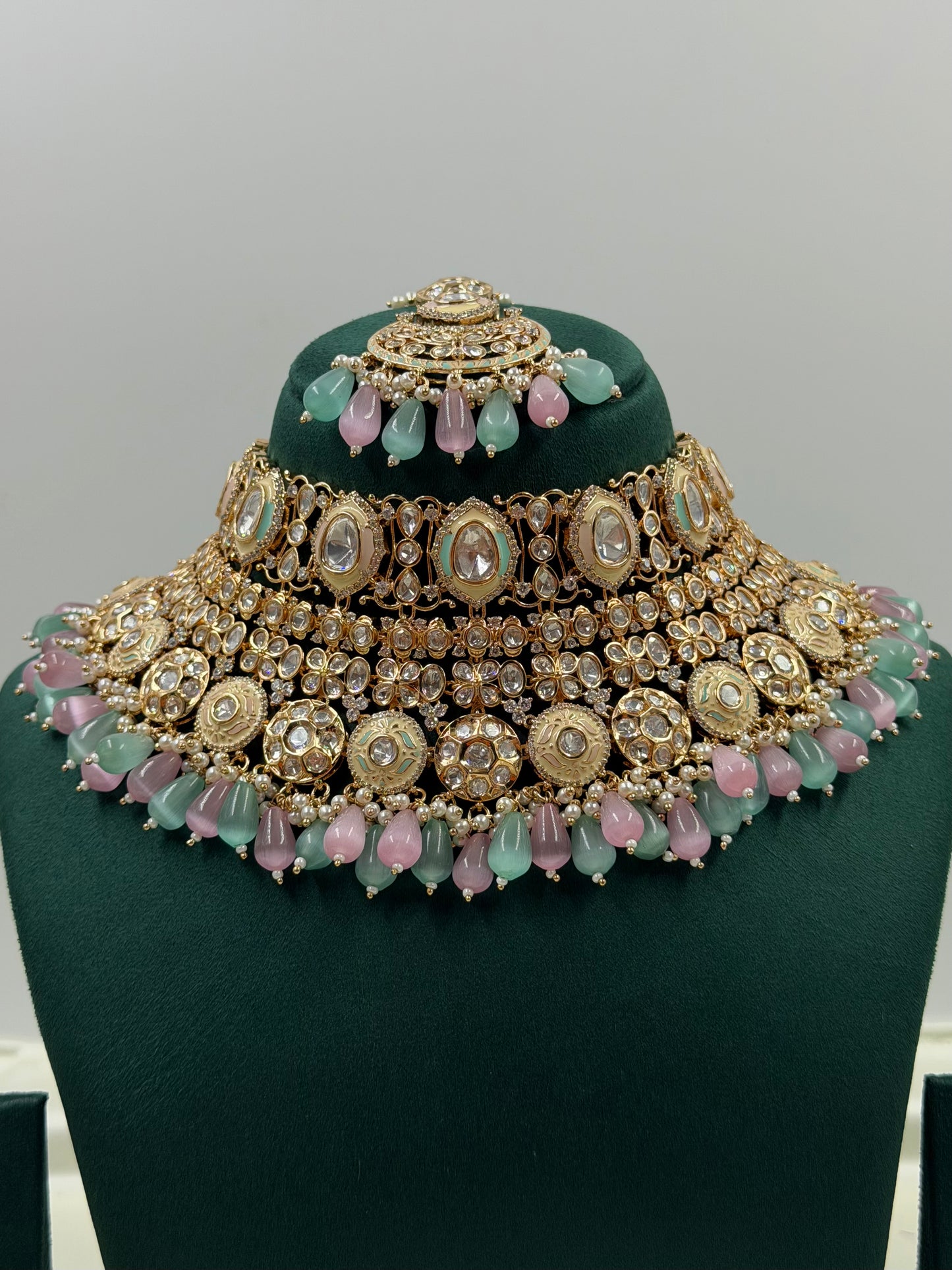 Gayatri Moissanite Choker Necklace Set