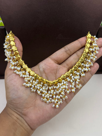 Jiya Traditional Necklace Set