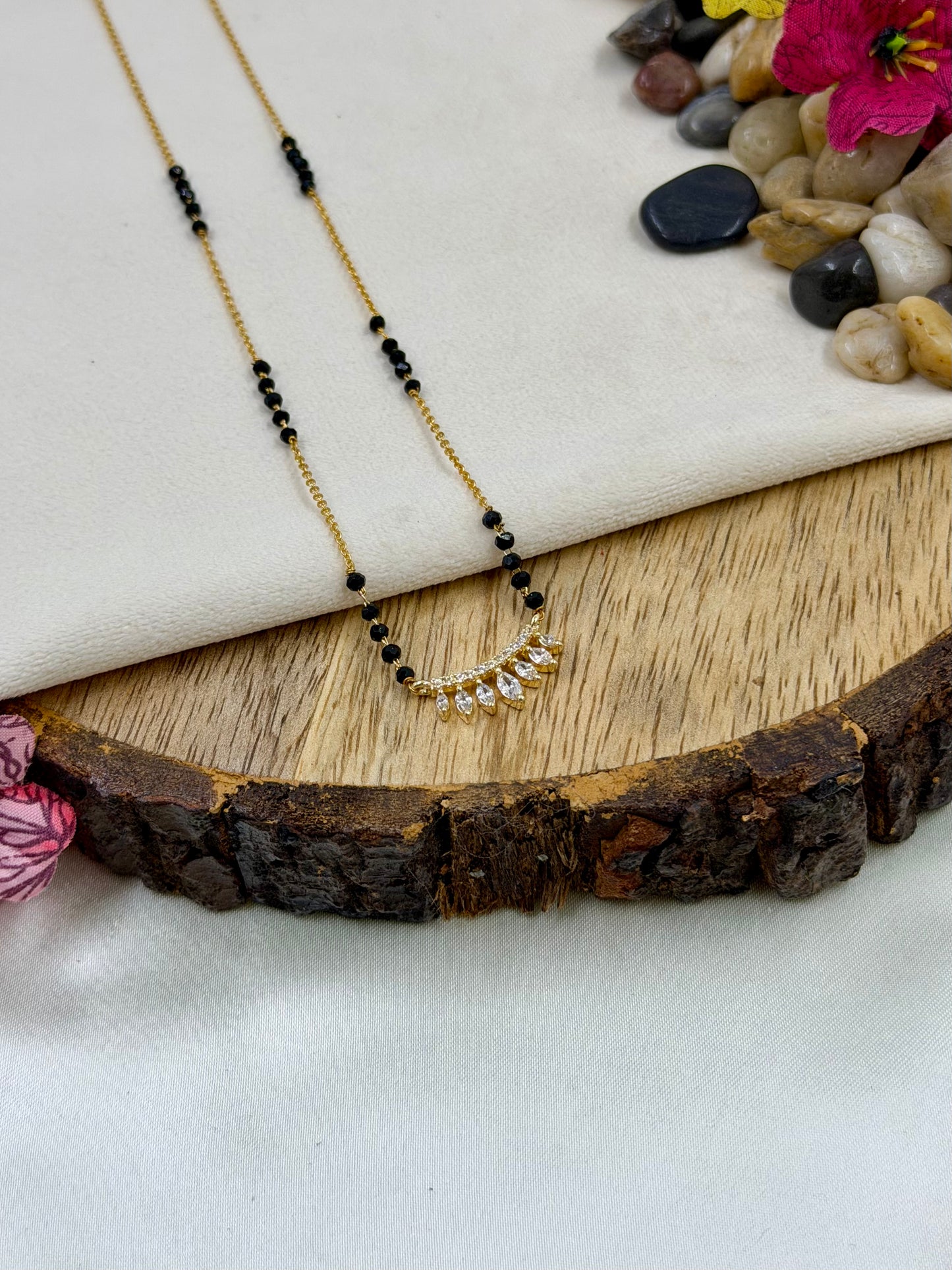 Manisha Gold Mangalsutra