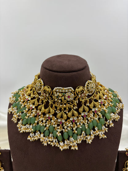 Mahira Premium Antique Gold Necklace Set