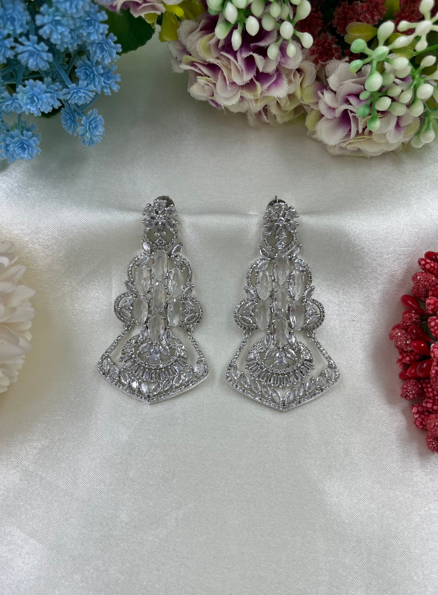 Farida Ad Brass Earing