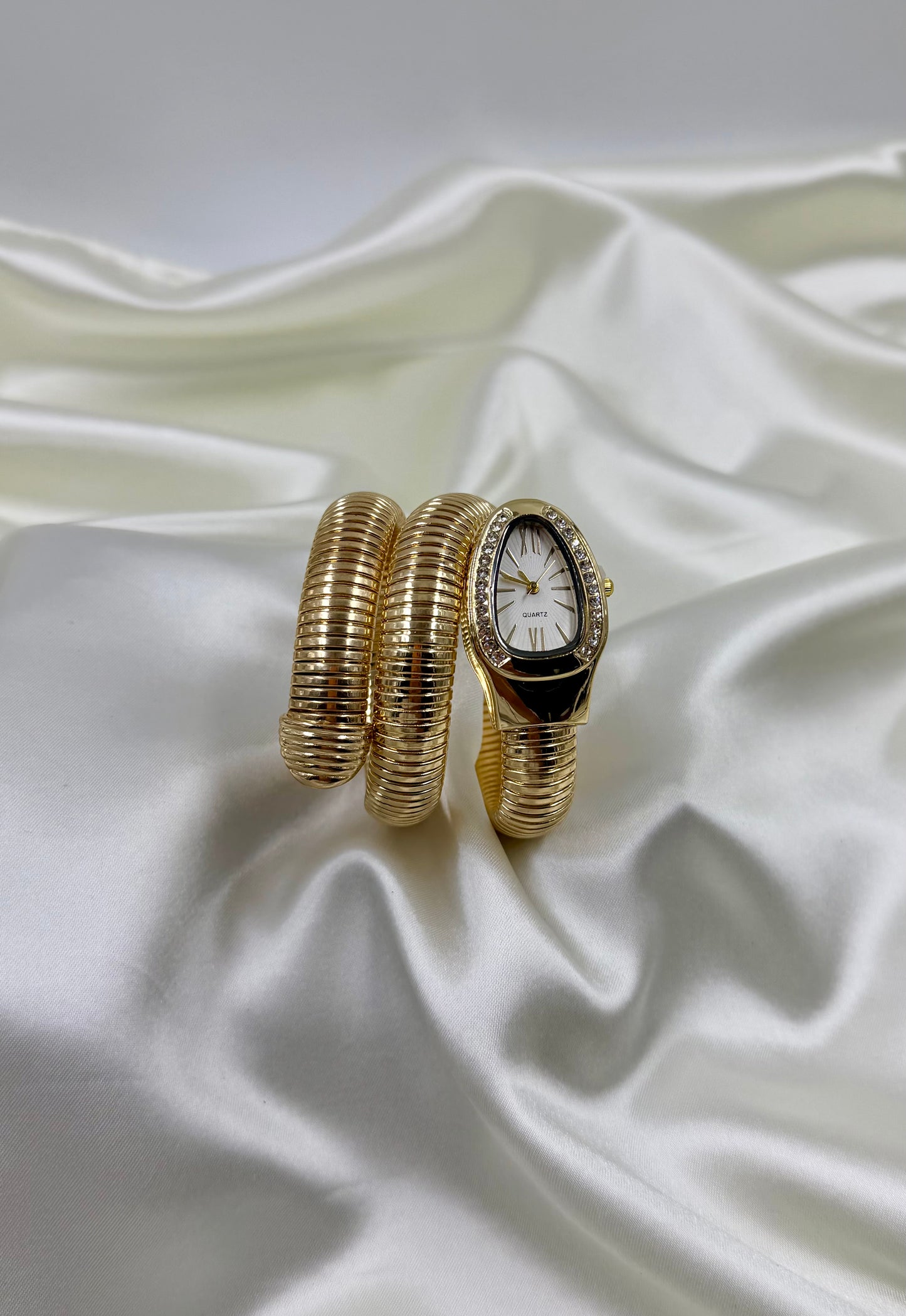 Sansi Snake White Gold Oval Analog Watch (Adjustable)