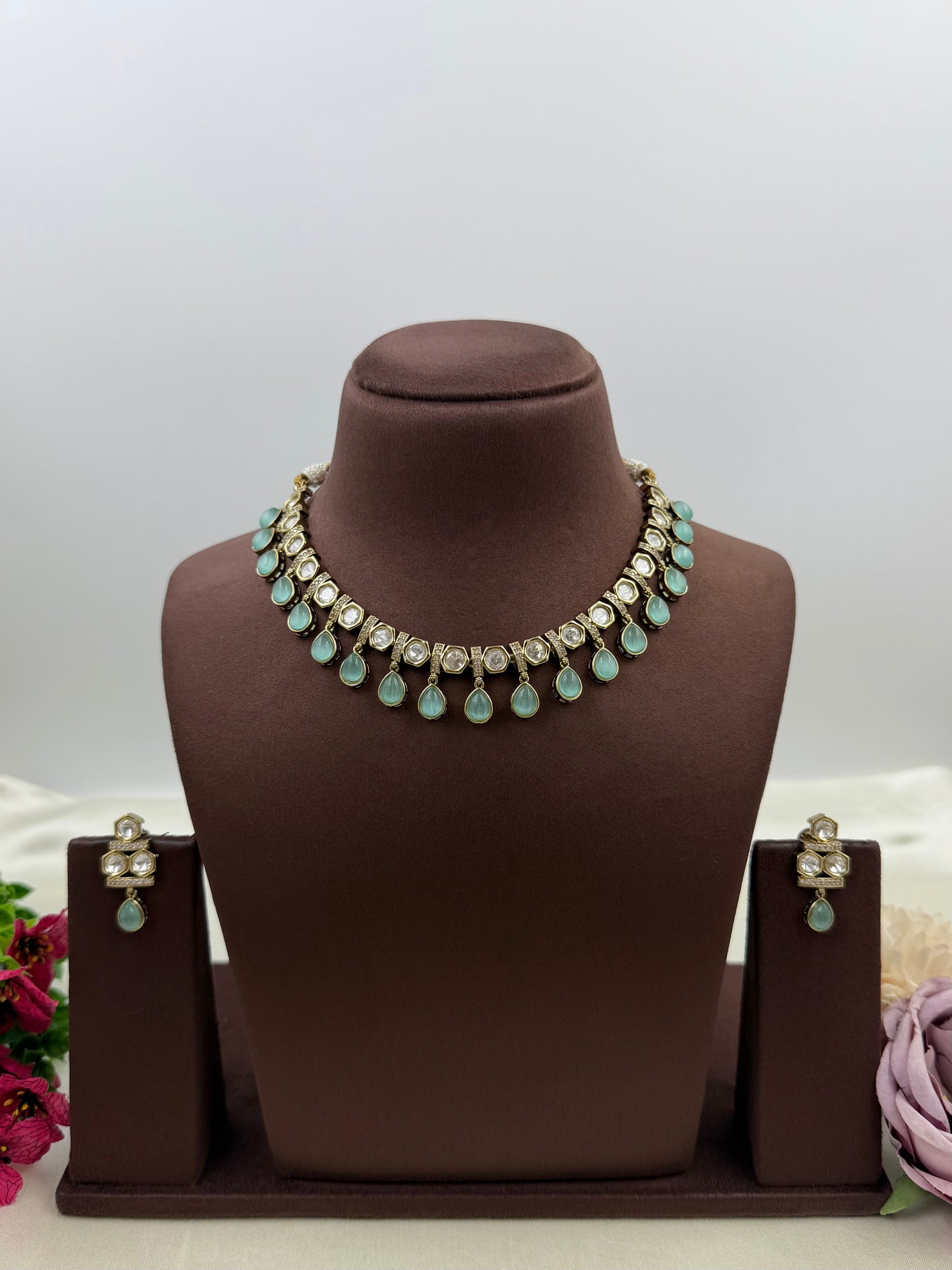 Pooja Premium Victorian Necklace Set