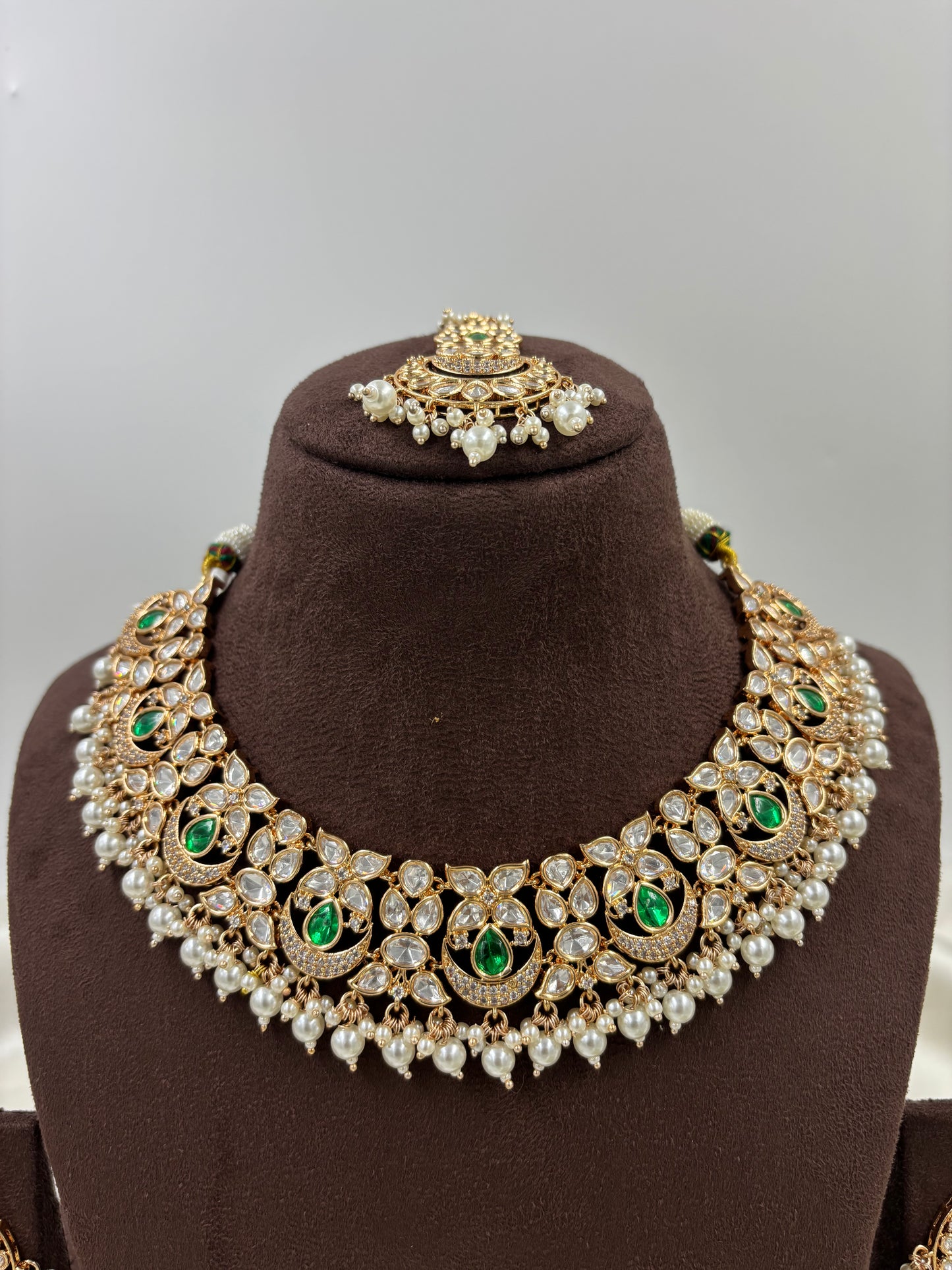 ZEENAT MOISSANITE KUNDAN PEARL NECKLACE SET