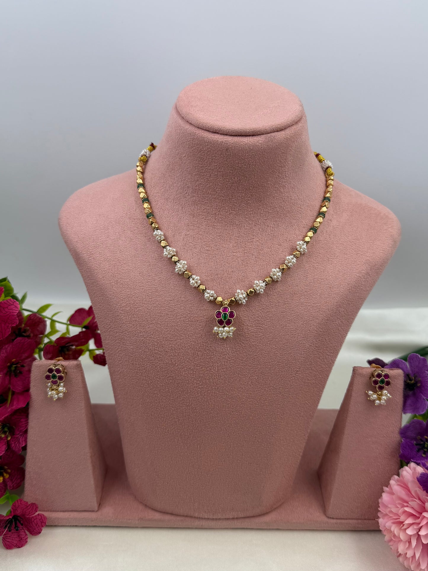 Madhura Heritage Delicate Necklace