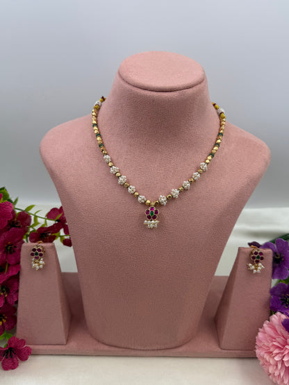 Madhura Heritage Delicate Necklace