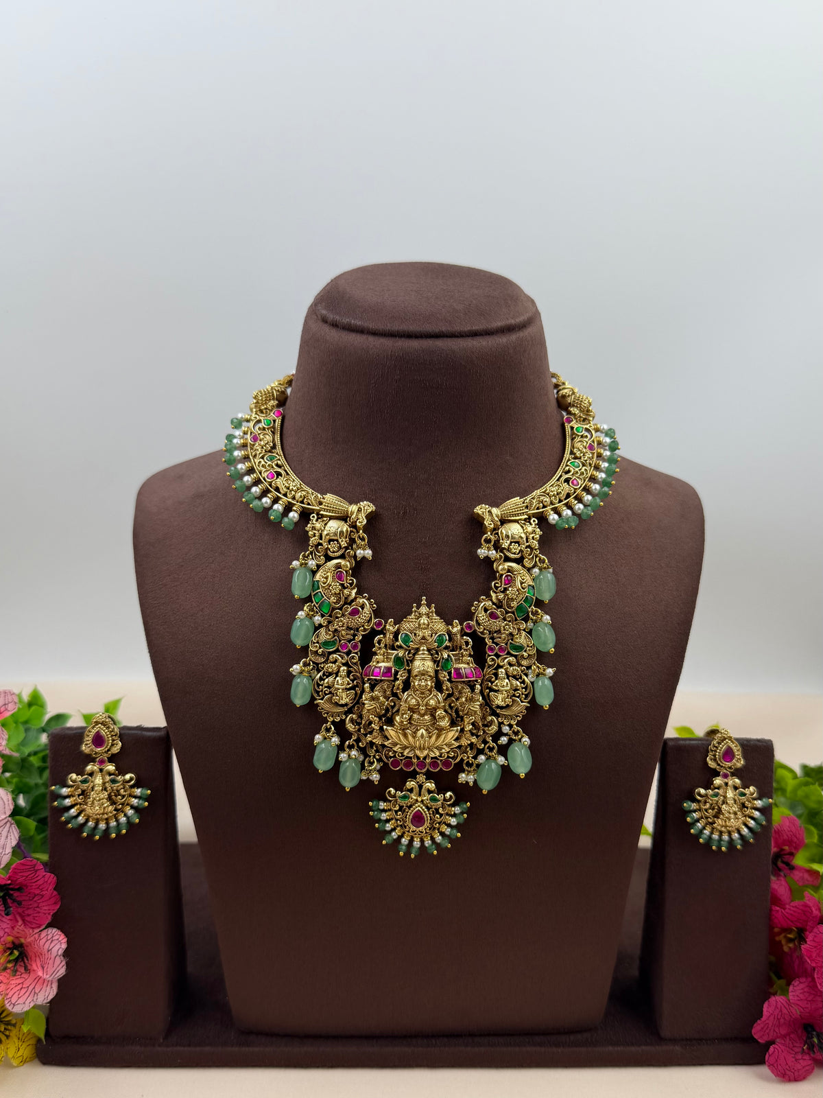 Gunjan South Traditional Temple Necklace Set