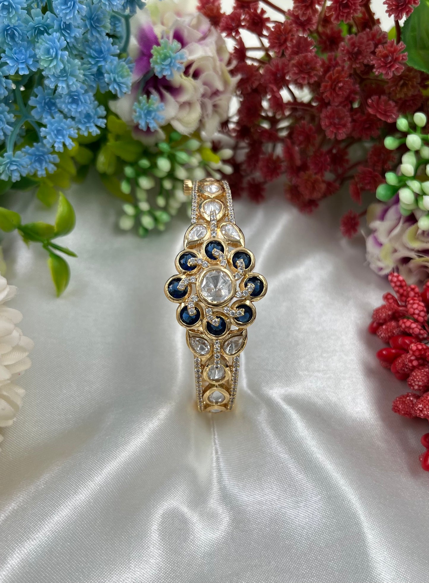 Lustra Moissanite Kundan Bracelet (Openable)