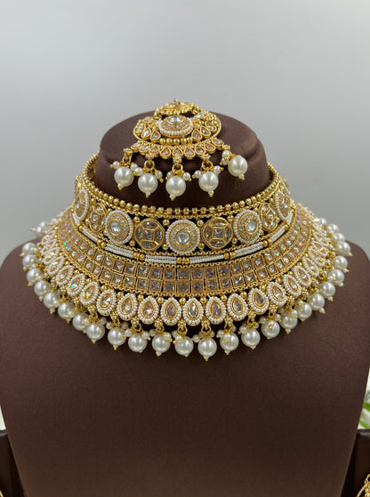 Amala Traditional Choker