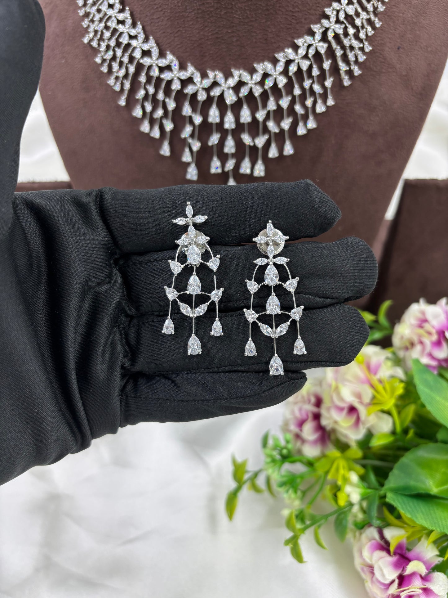 RUHANA DANGLING AMERICAN DIAMOND NECKLACE SET