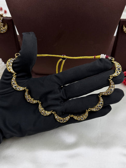 Jayshree Victorian Delicate Necklace