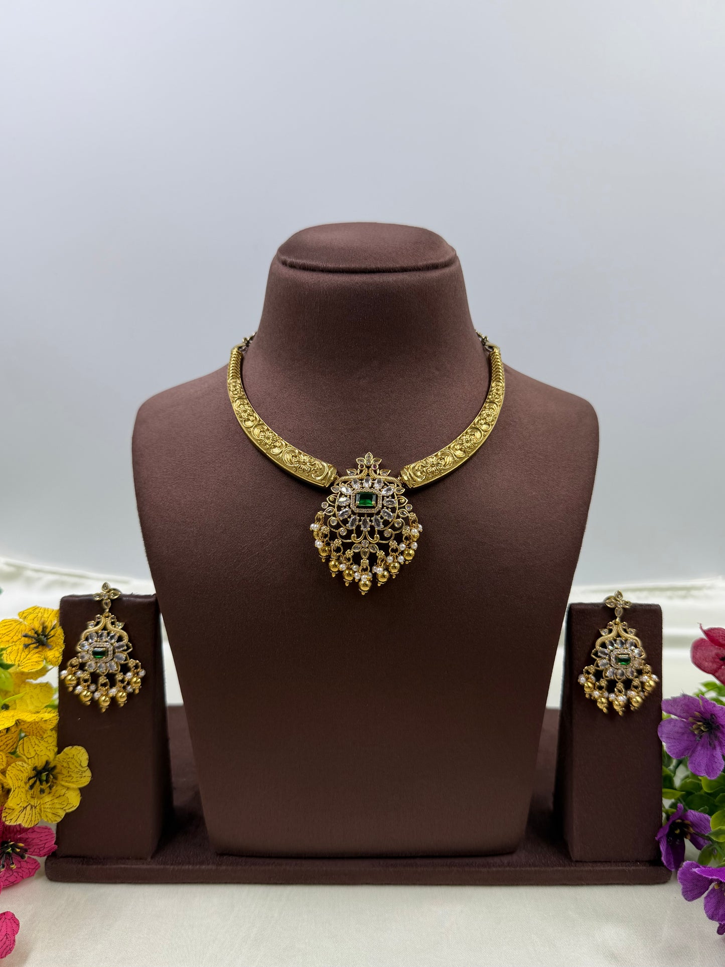 Ritika Victorian Traditional Hasli