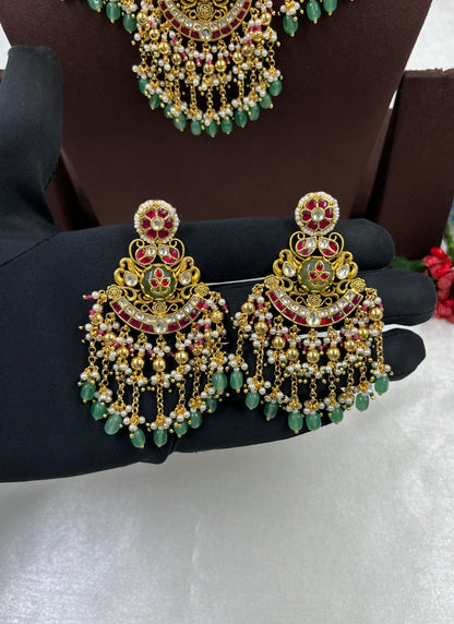 Tanvi Pachi Kundan Premium Necklace