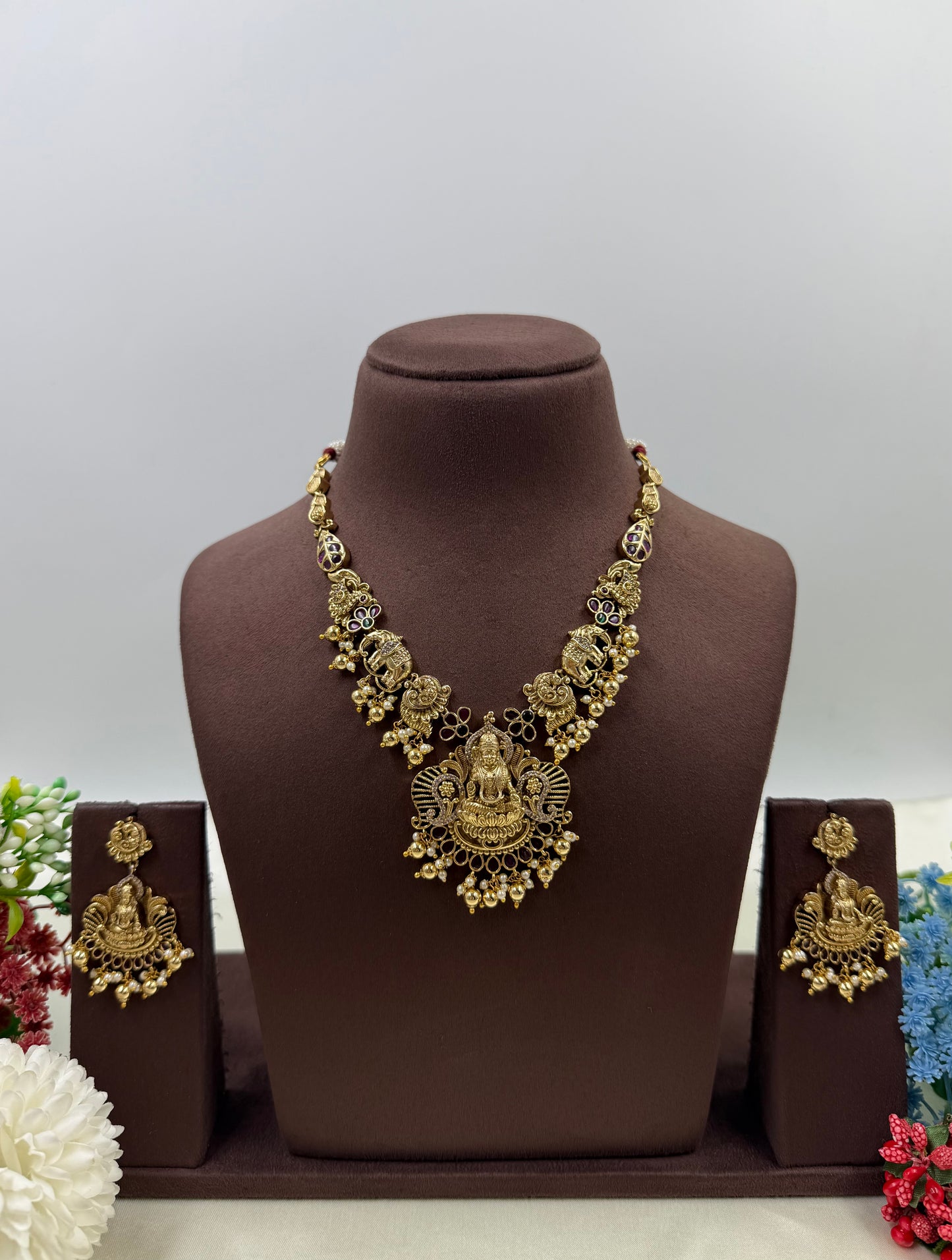 Purnima South Necklace Set