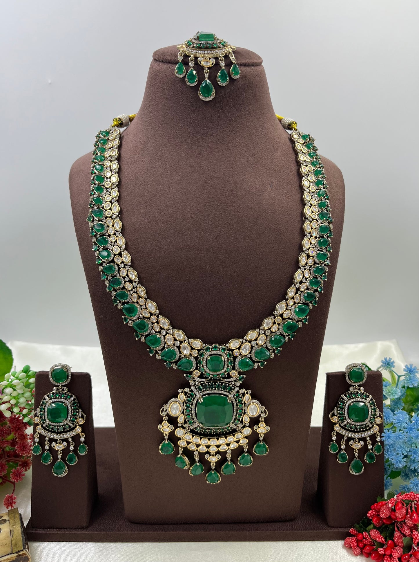 Urvi Victorian Moissanite Long Necklace