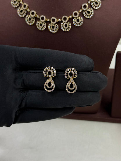 Vidhi Victorian Delicate Necklace