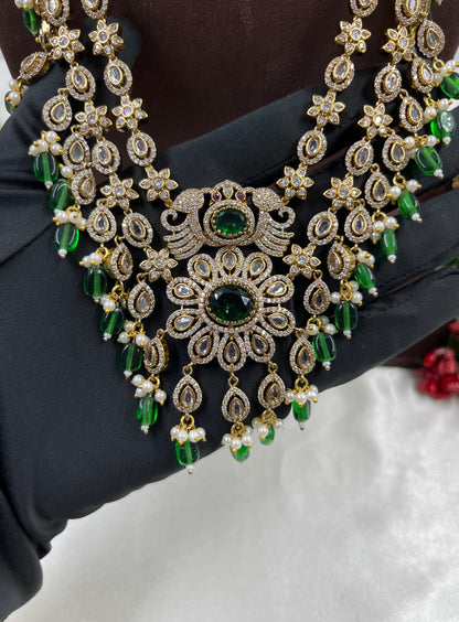 Hansa Victorian Long Necklace Set