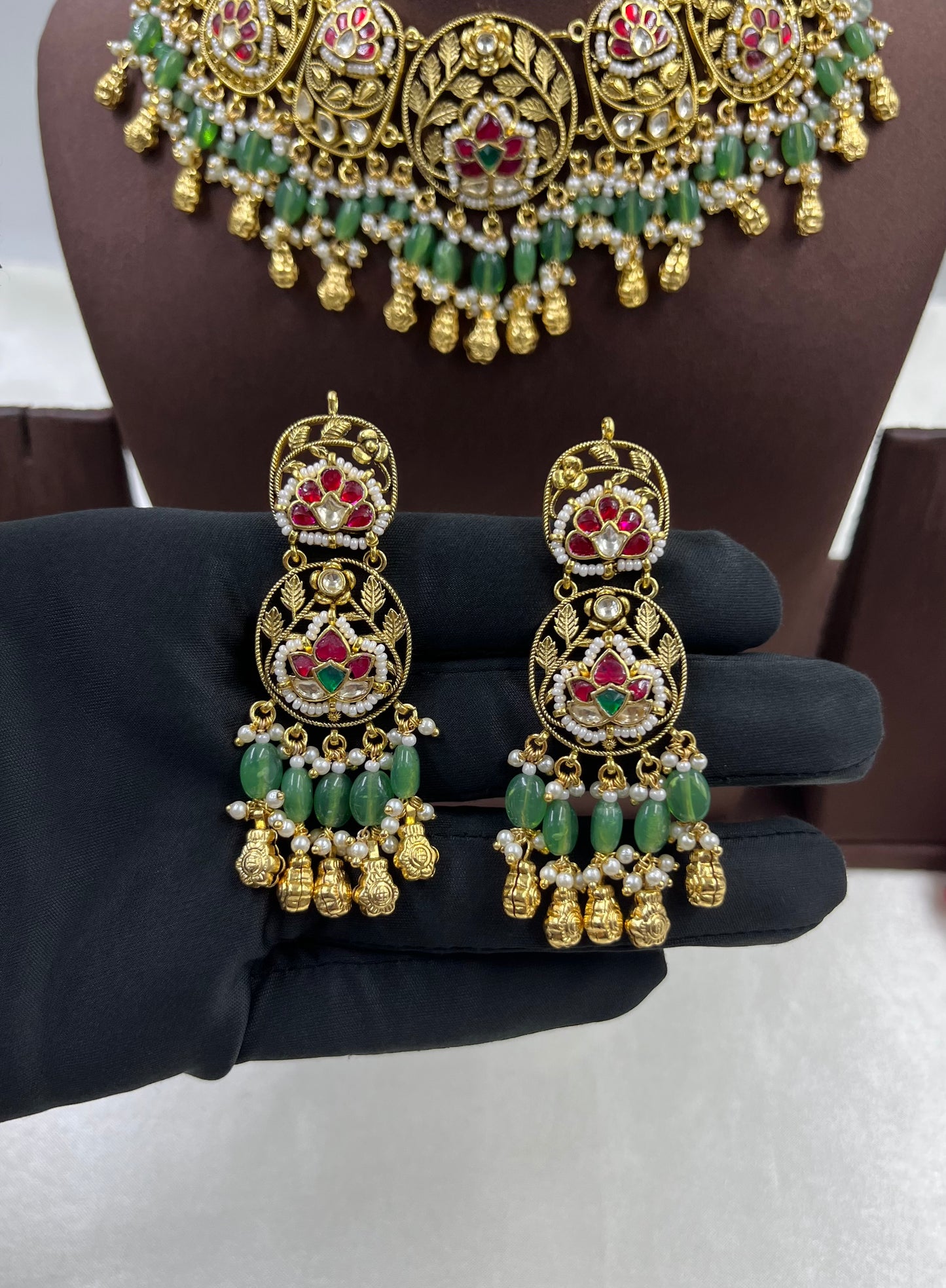 Punam Pachi Kundan Necklace