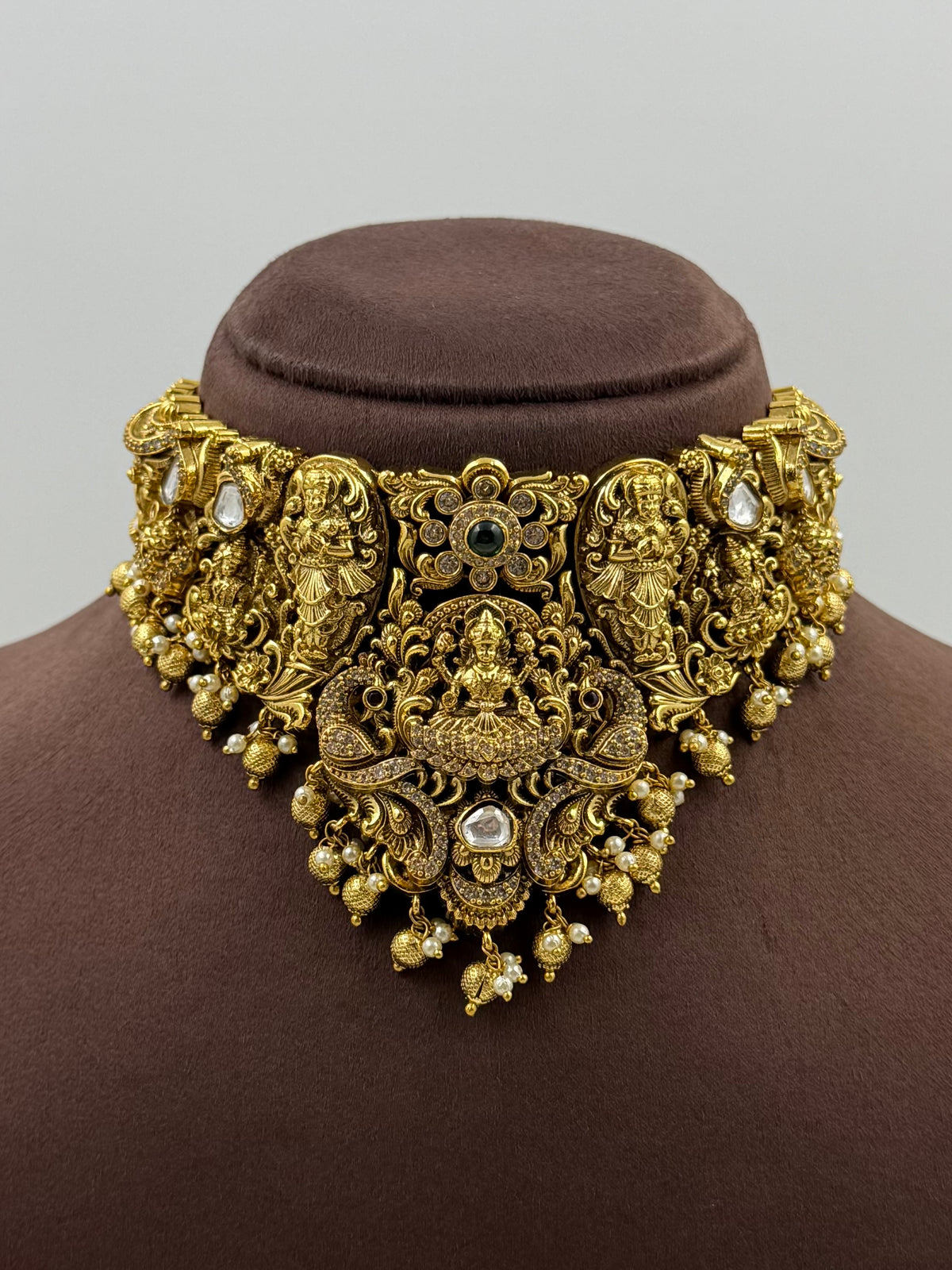 Yogita South Temple Choker Necklace Set