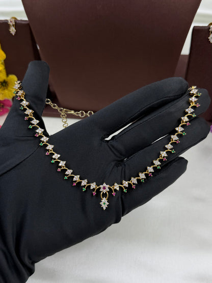 Lina Victorian Delicate Necklace