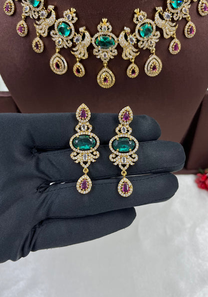 Nova Victorian Necklace Set