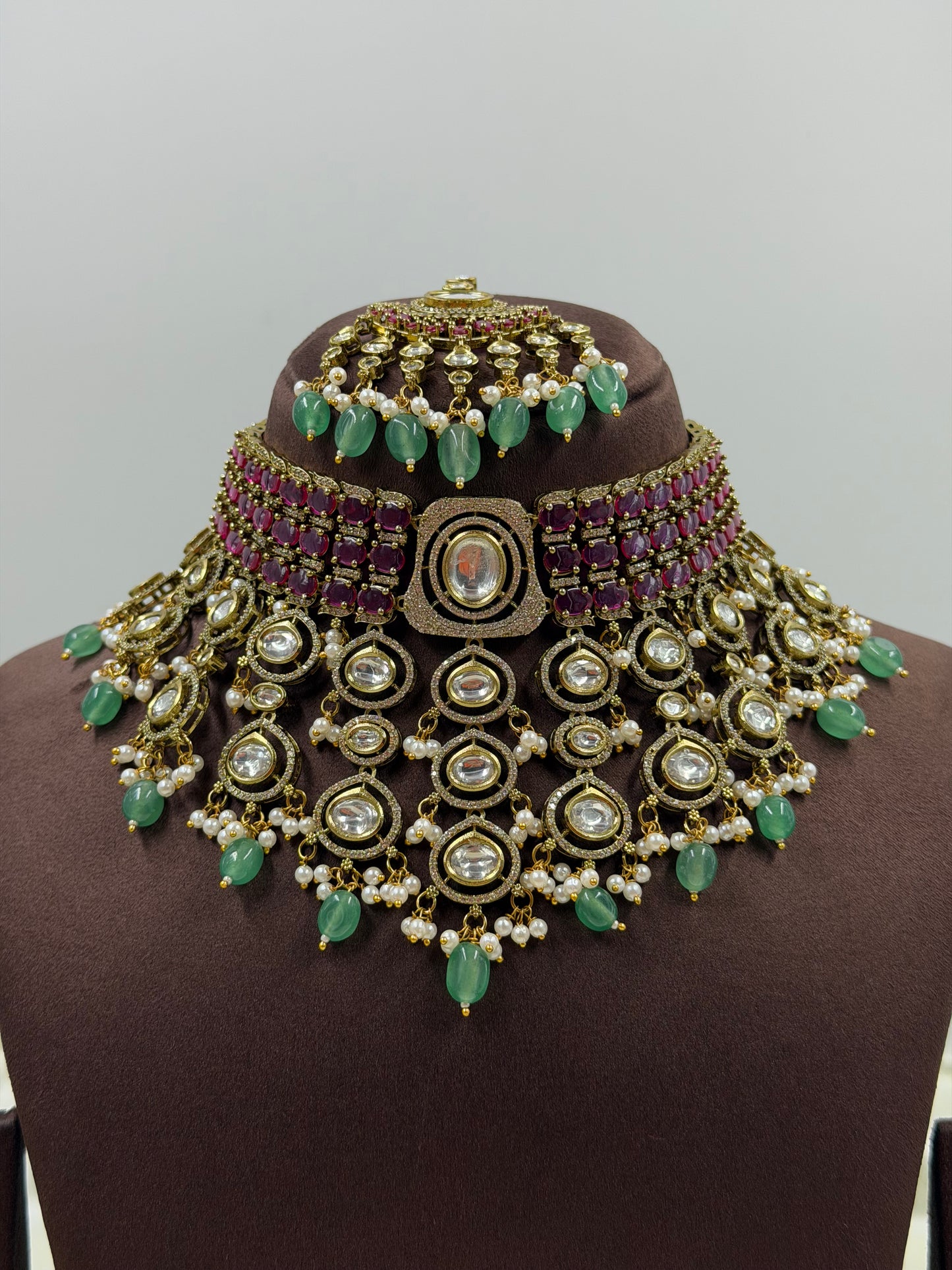 Mayuri Victorian Premium Choker