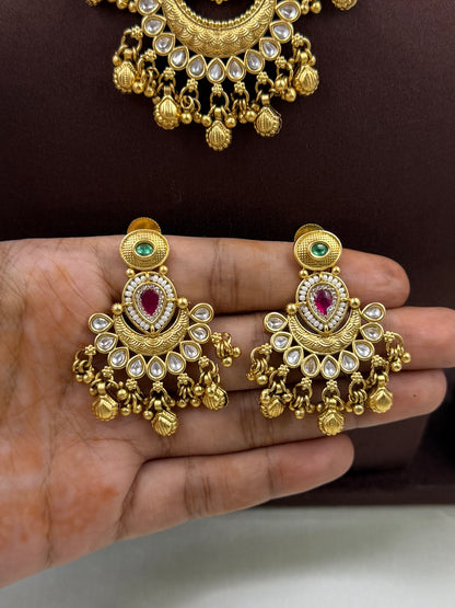 Pranavi Heritage Chorski Necklace Set