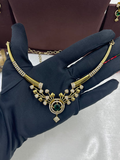Arpita Traditional Victorian Hasli Necklace