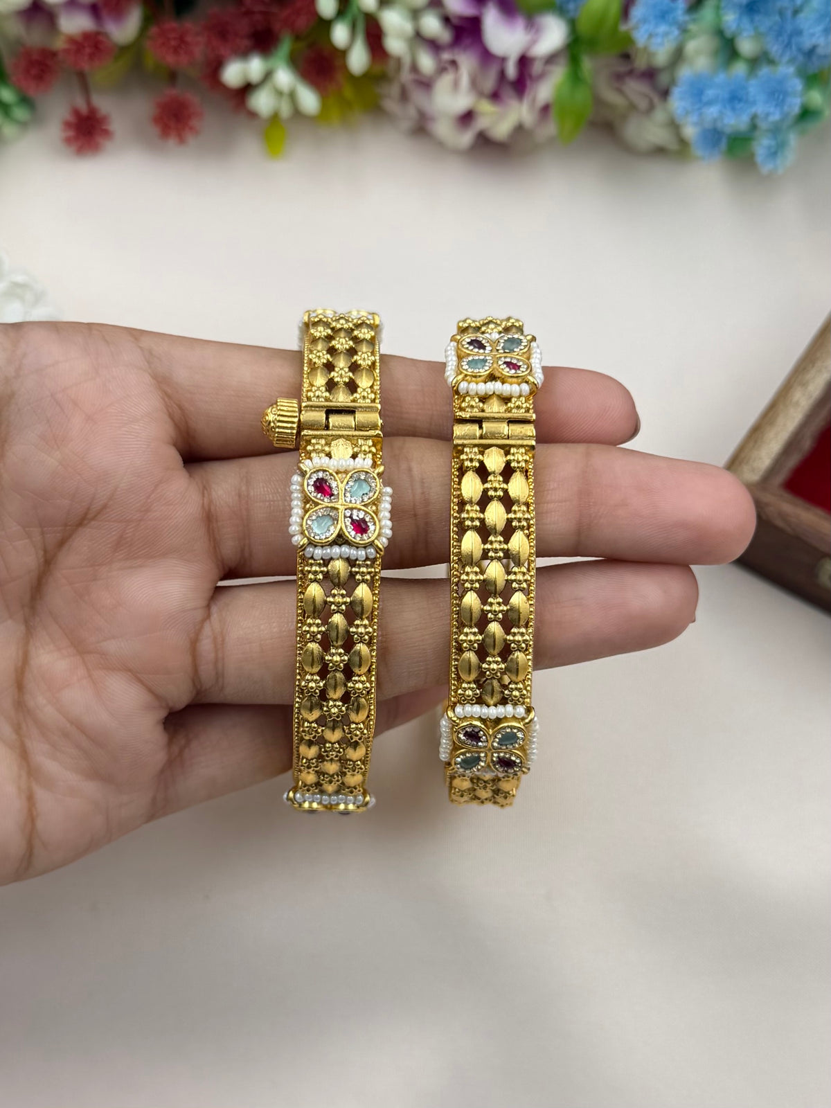 Shonali Chorski Bangles ( Openable)