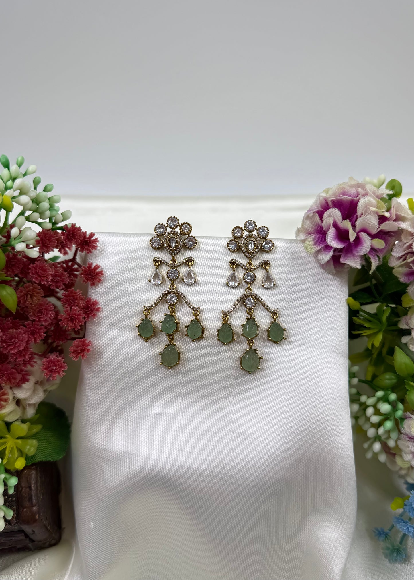 Tanvi Victorian Earring