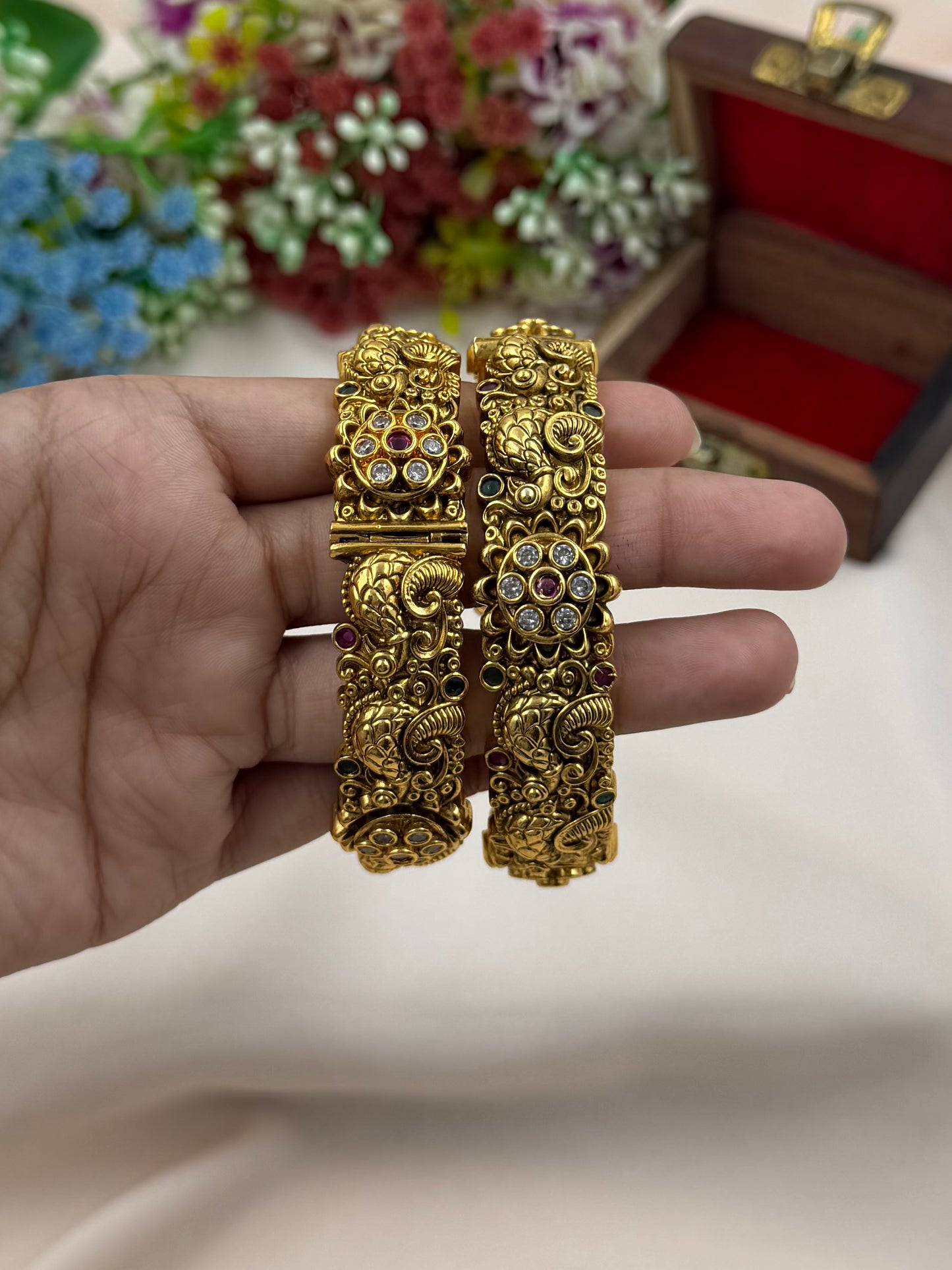 Rashmi South Indian Temple Bangles (Openable)