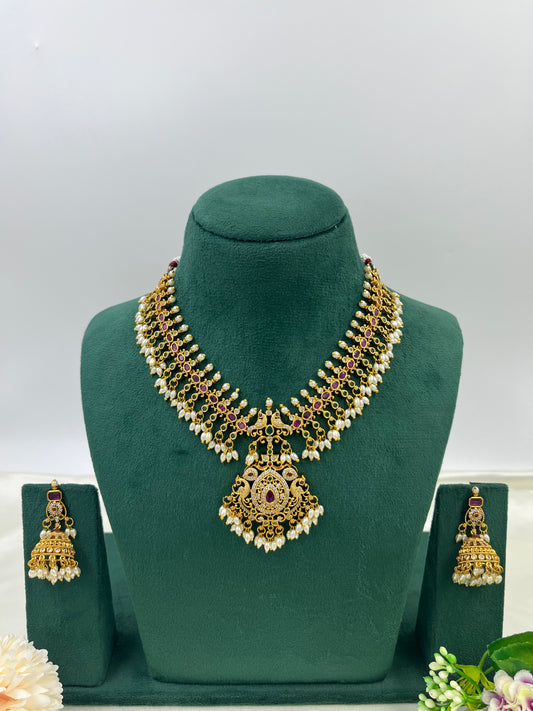 Art Premium Gold Necklace