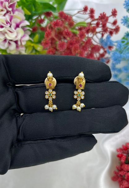 Oma Brass Earing