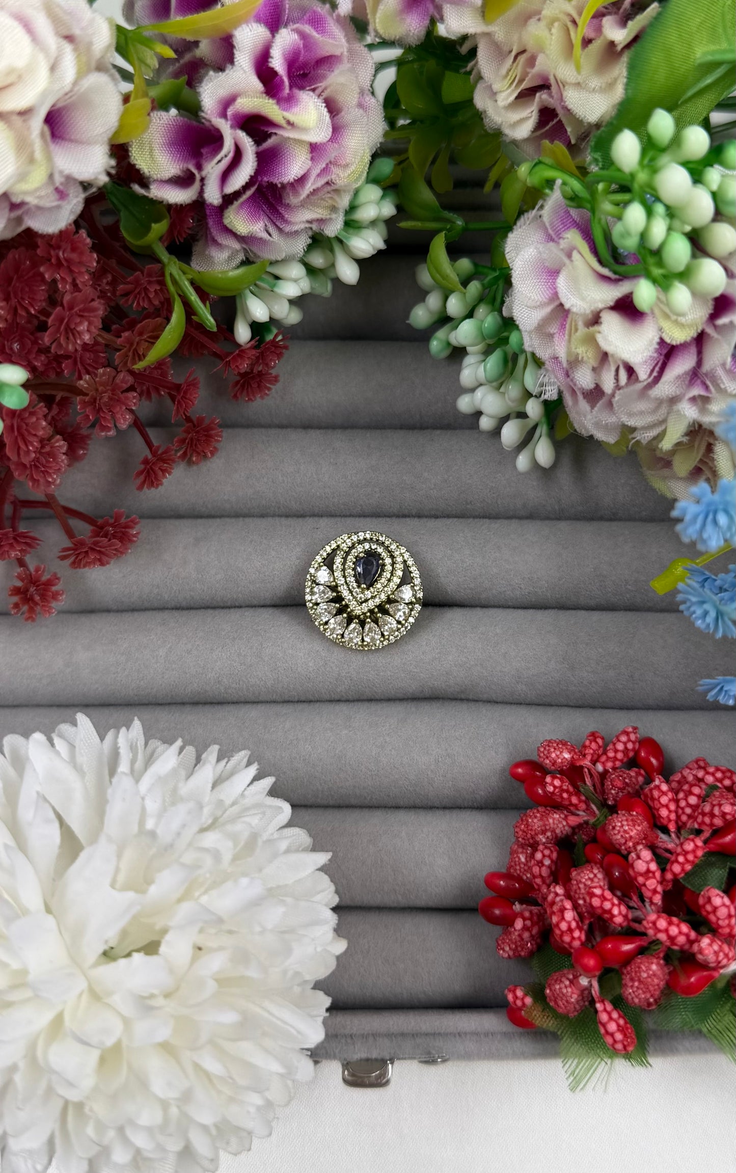 Jiya Victorian Ad Ring