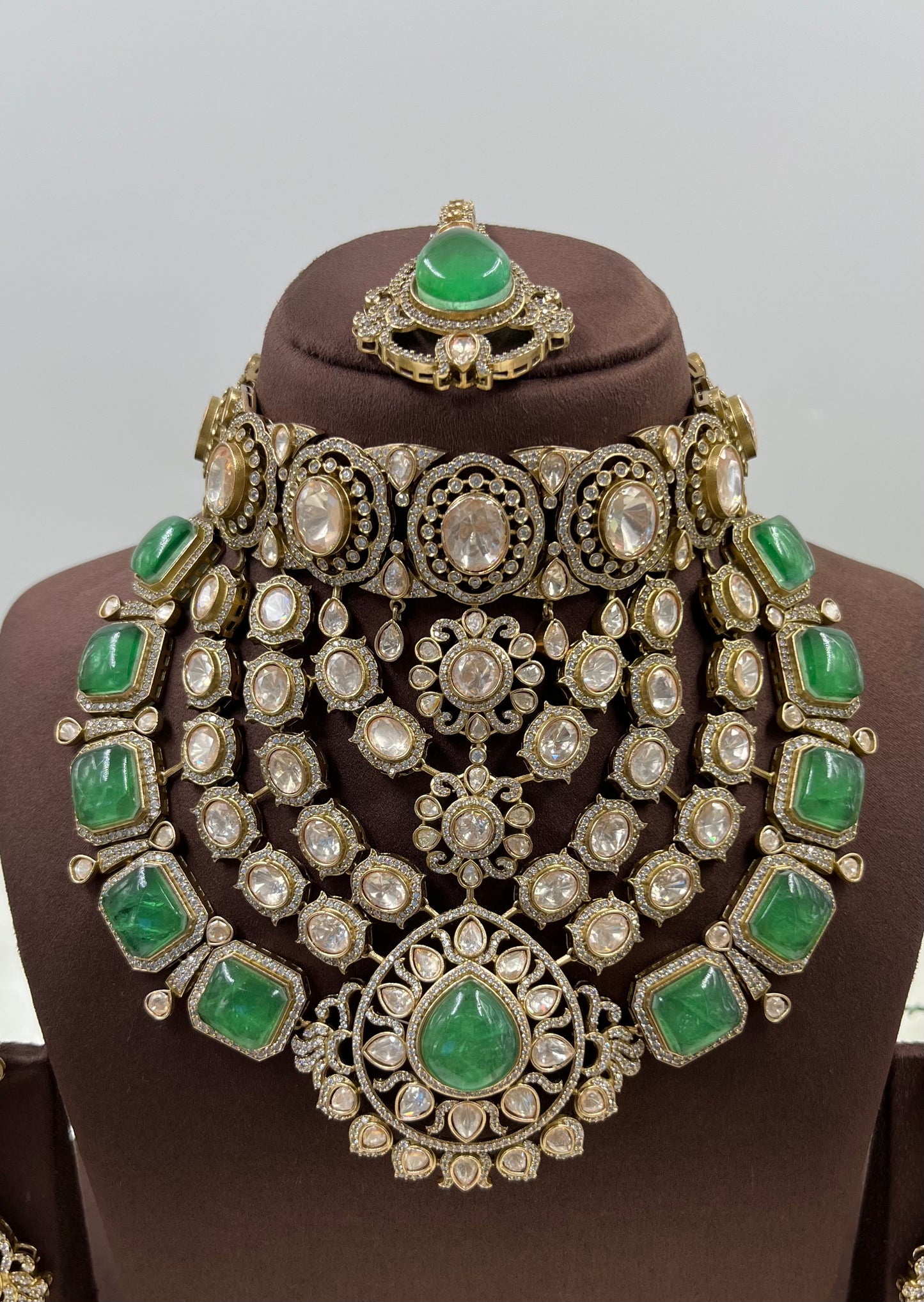 Noor Mahal Jaipuri Moissanite Kundan Choker Necklace