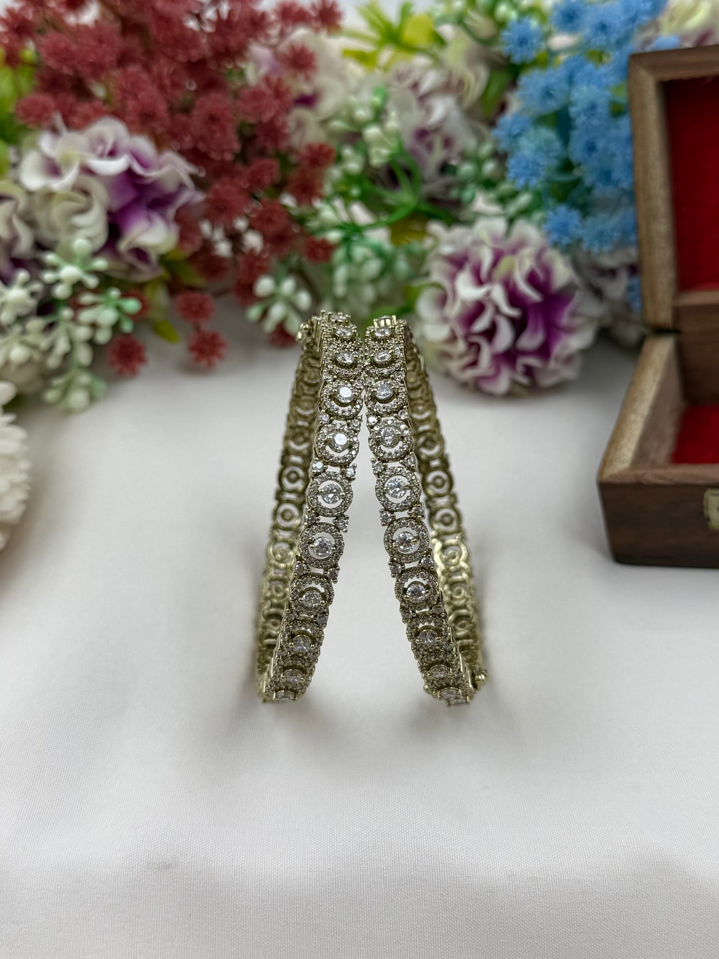 Anusha Victorian Bangles (Openable)