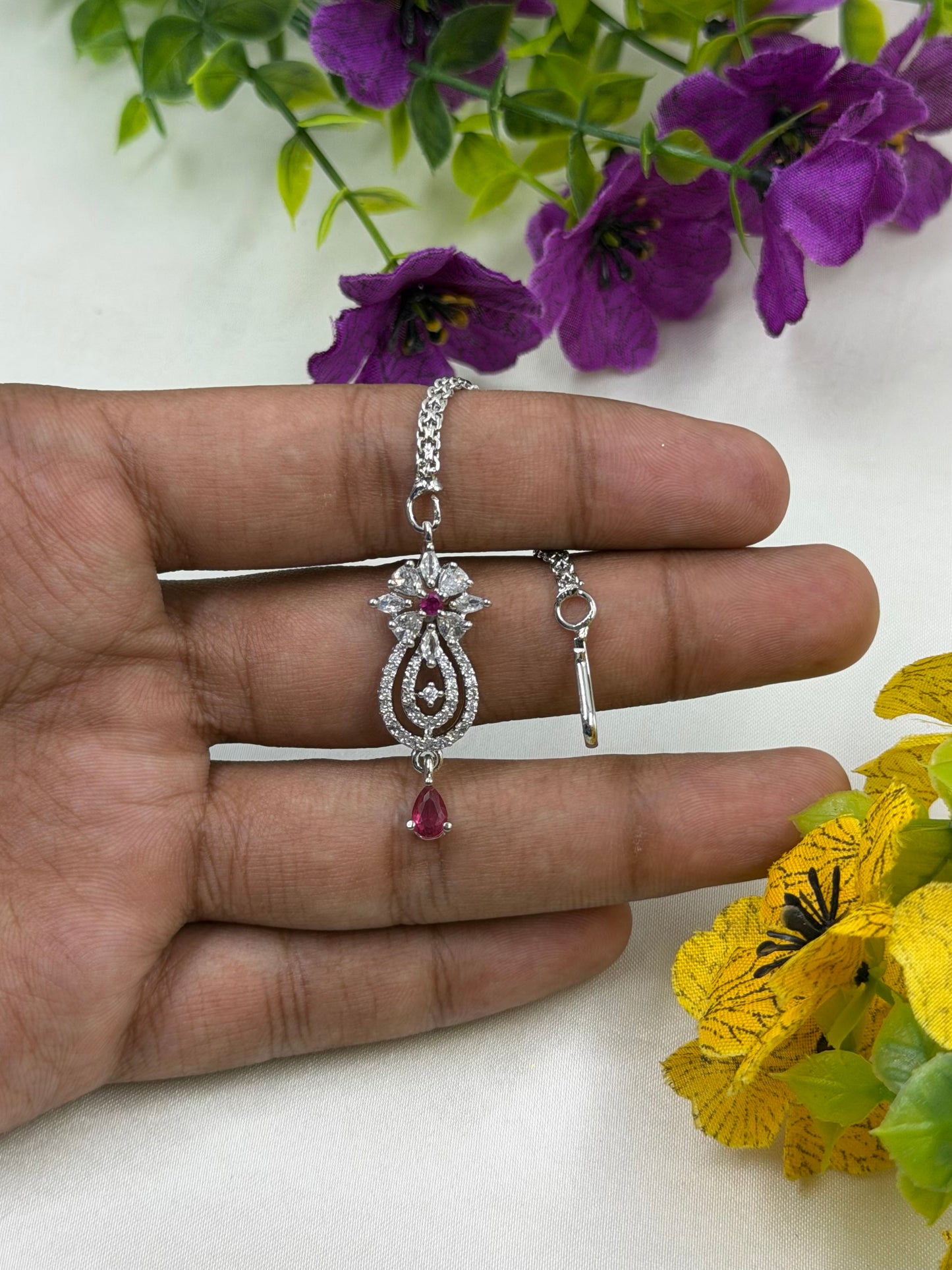 Zalay American Diamond Mang Tika