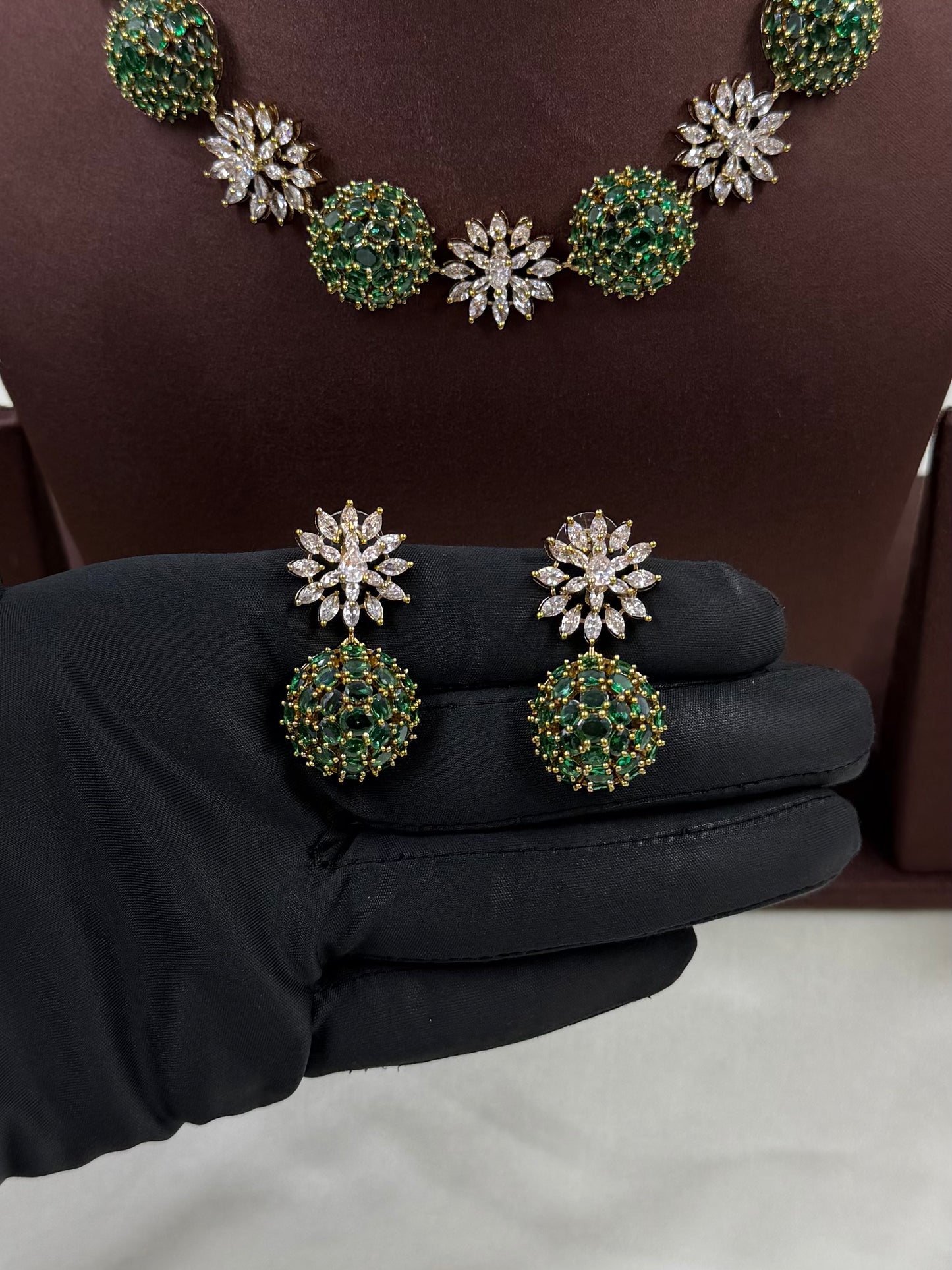 Vidhi Victorian Ad Necklace