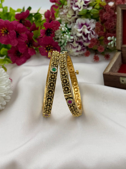 Ambika Traditional Bangles (Openable)