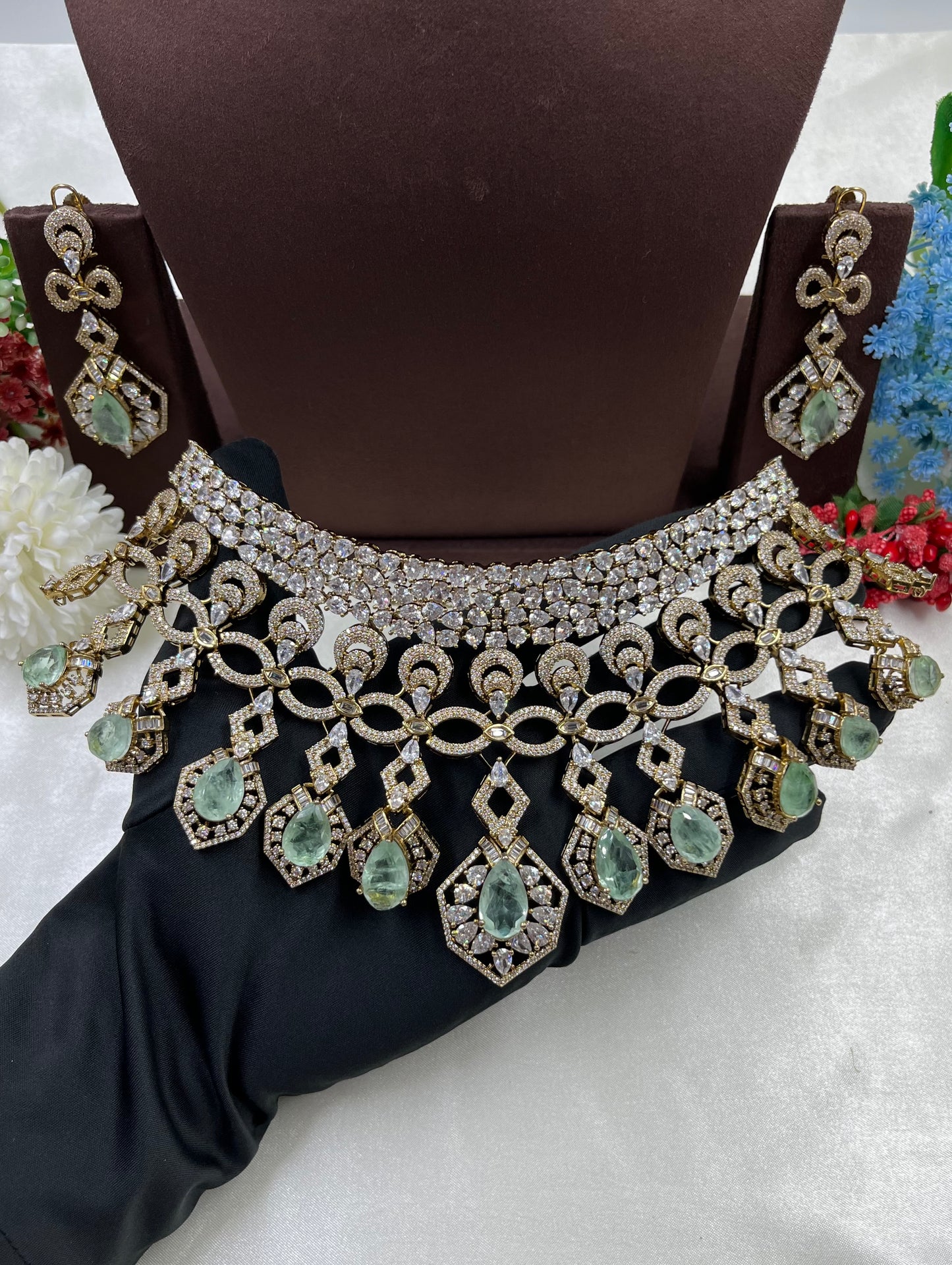 Rohini Victorian American Dimond Choker Necklace