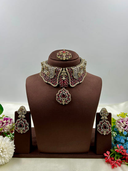 Haya Victorian Choker Necklace Set