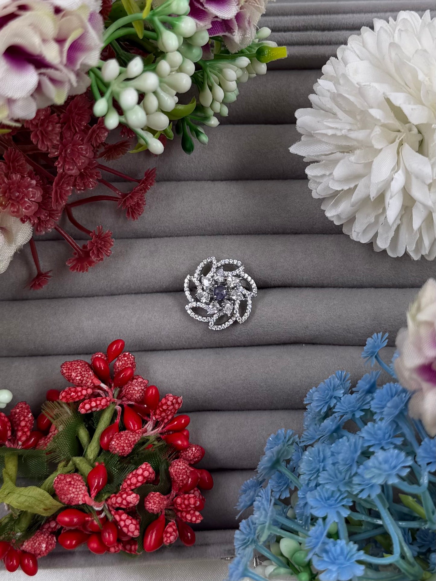 Evelyn American Diamond Ring (Adjustable)