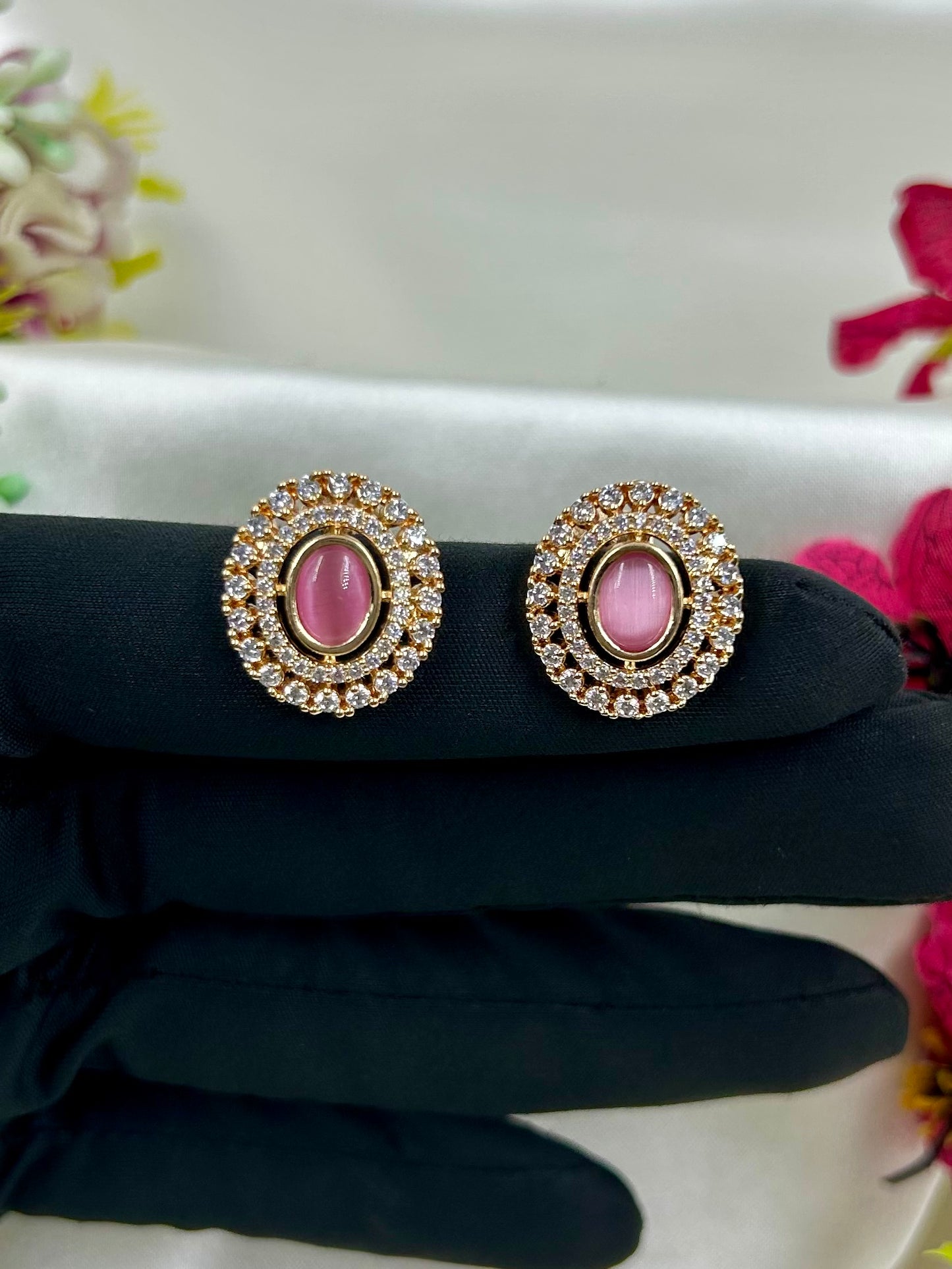 Isley Moissanite Earring