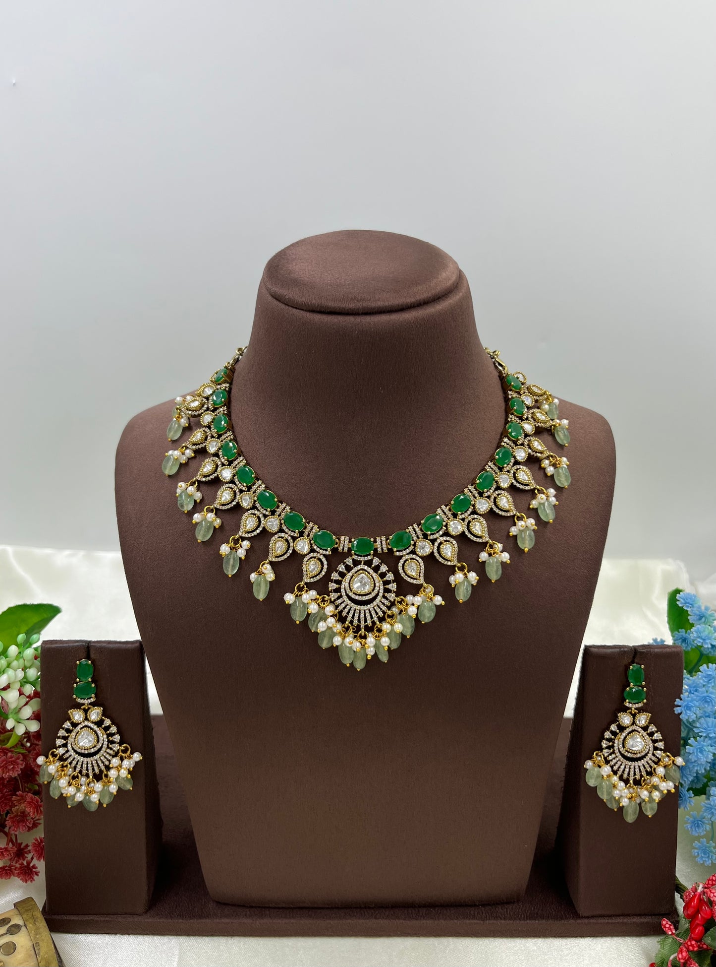Aditi Victorian Premium Necklace