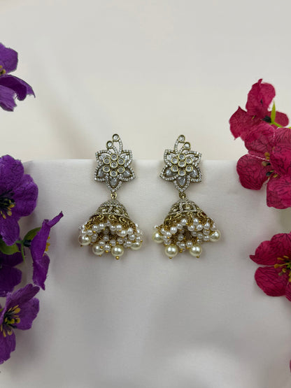 Zoya Victorian Jhumka