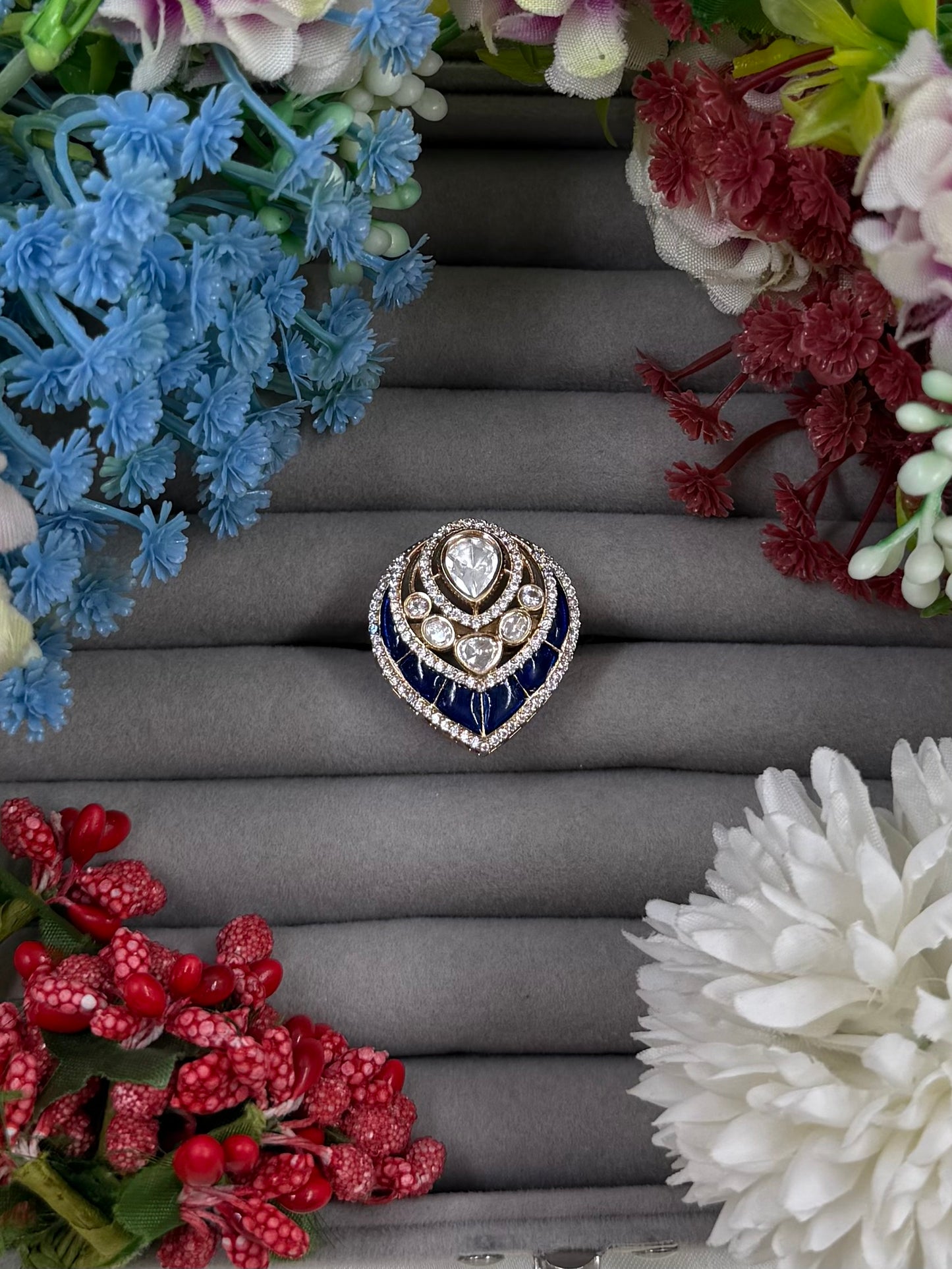 Nayra Moissanite Kundan Ring