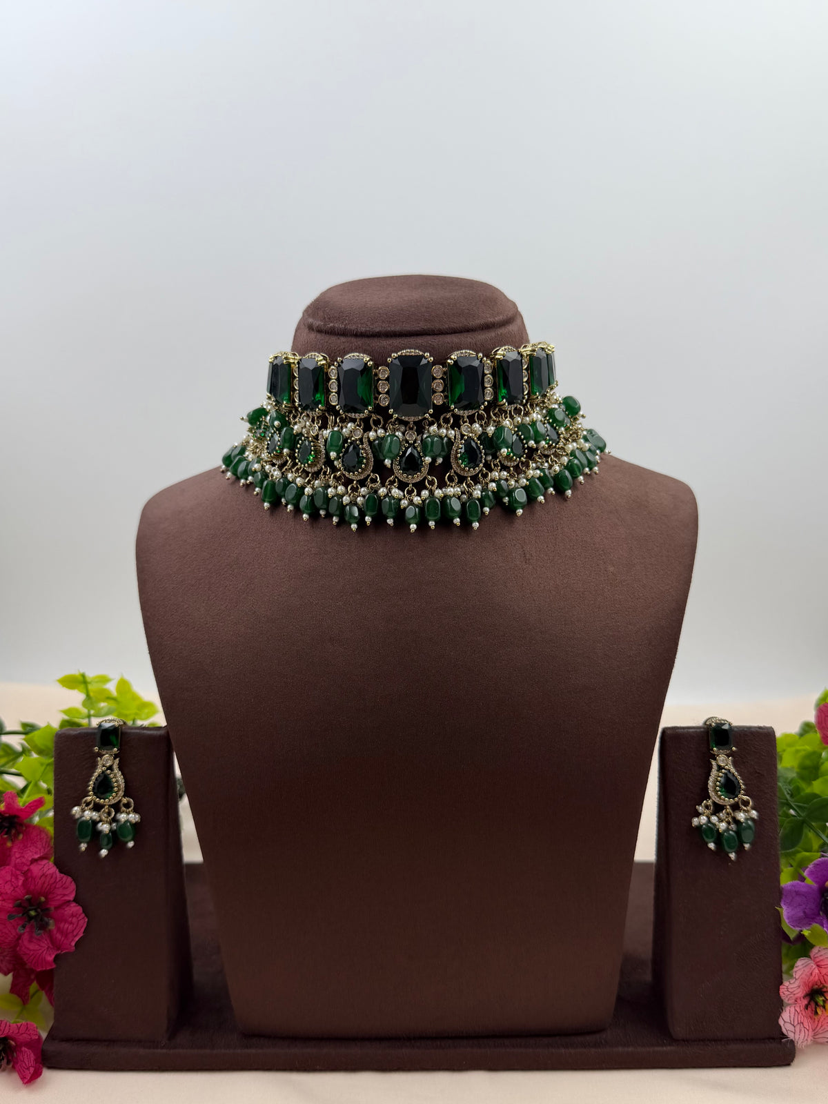 Rashi Victorian Choker Necklace Set