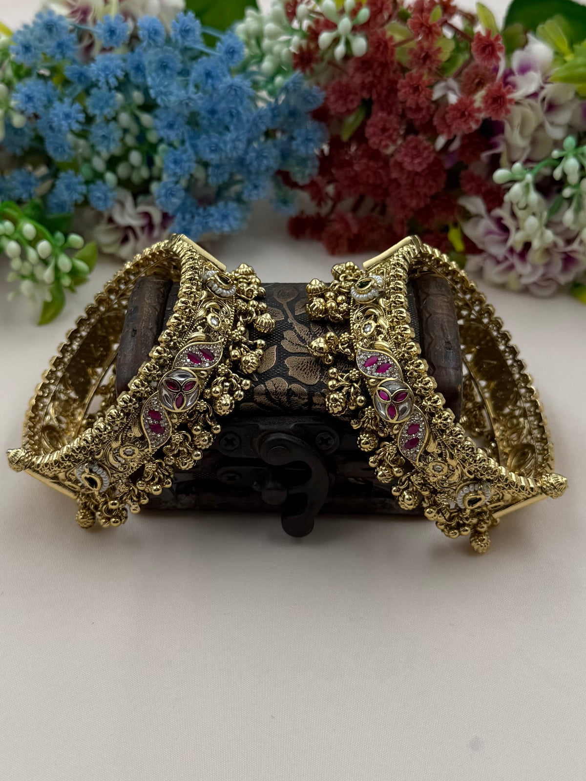 Girija Chorski Bangles (Openable)
