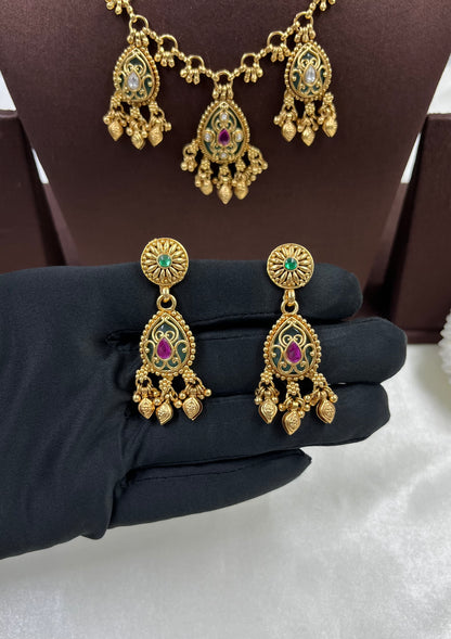 Shreya Heritage Delicate Necklace